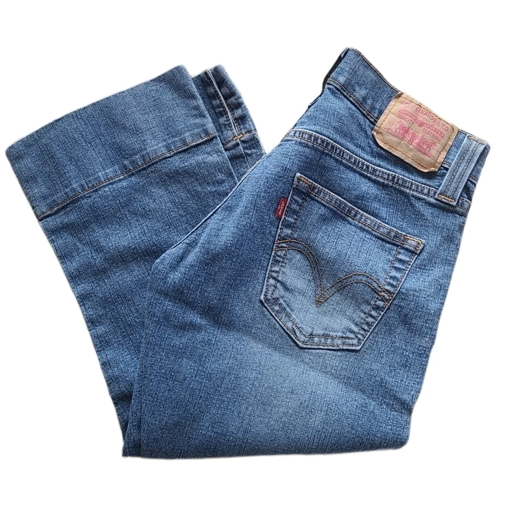 Levi's Low Slouch Capri Jeans - Picture 4 of 8